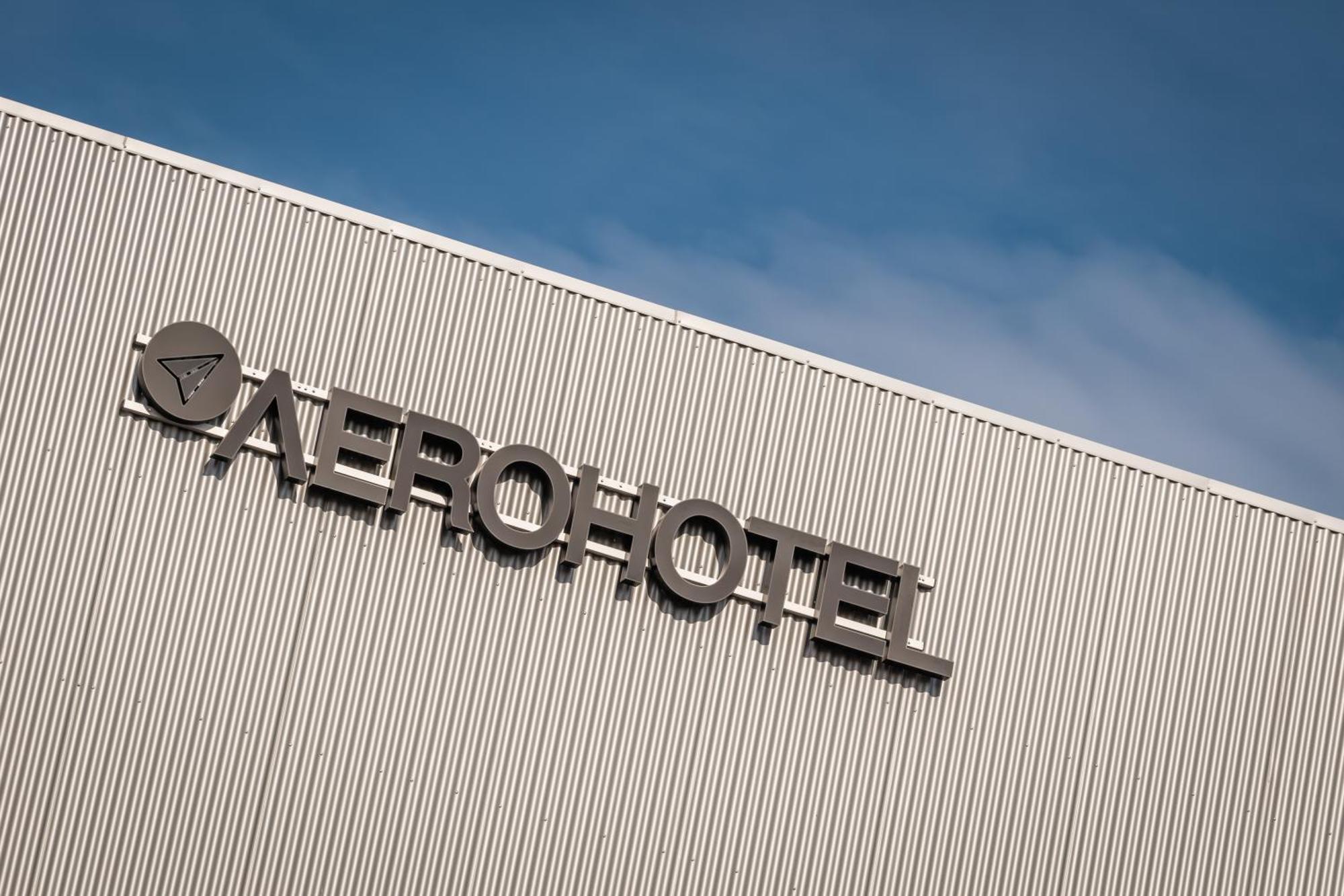 Aerohotel Barcelona Airport 24H Эль-Прат-де-Льобрегат Экстерьер фото