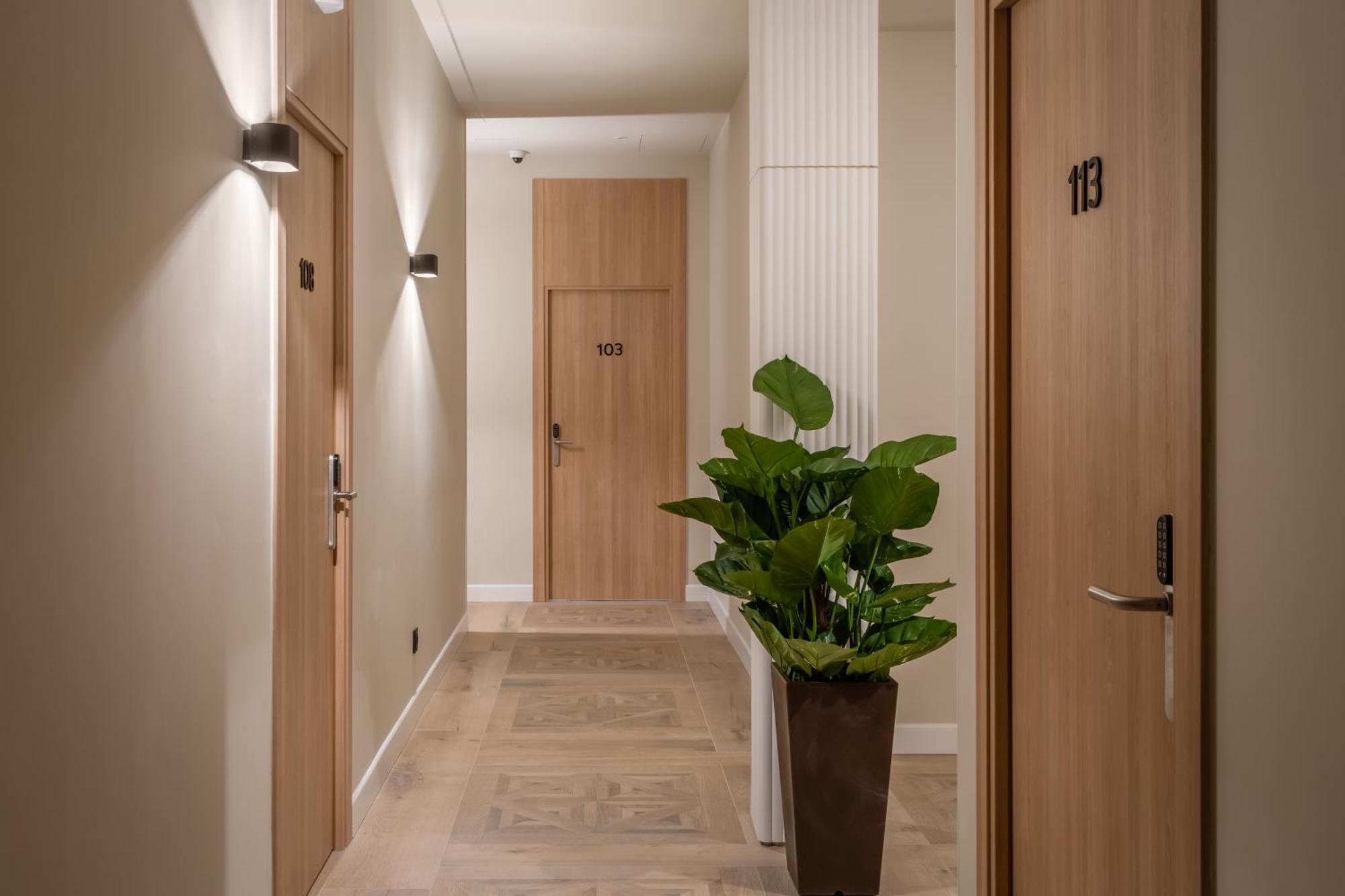 Aerohotel Barcelona Airport 24H Эль-Прат-де-Льобрегат Экстерьер фото