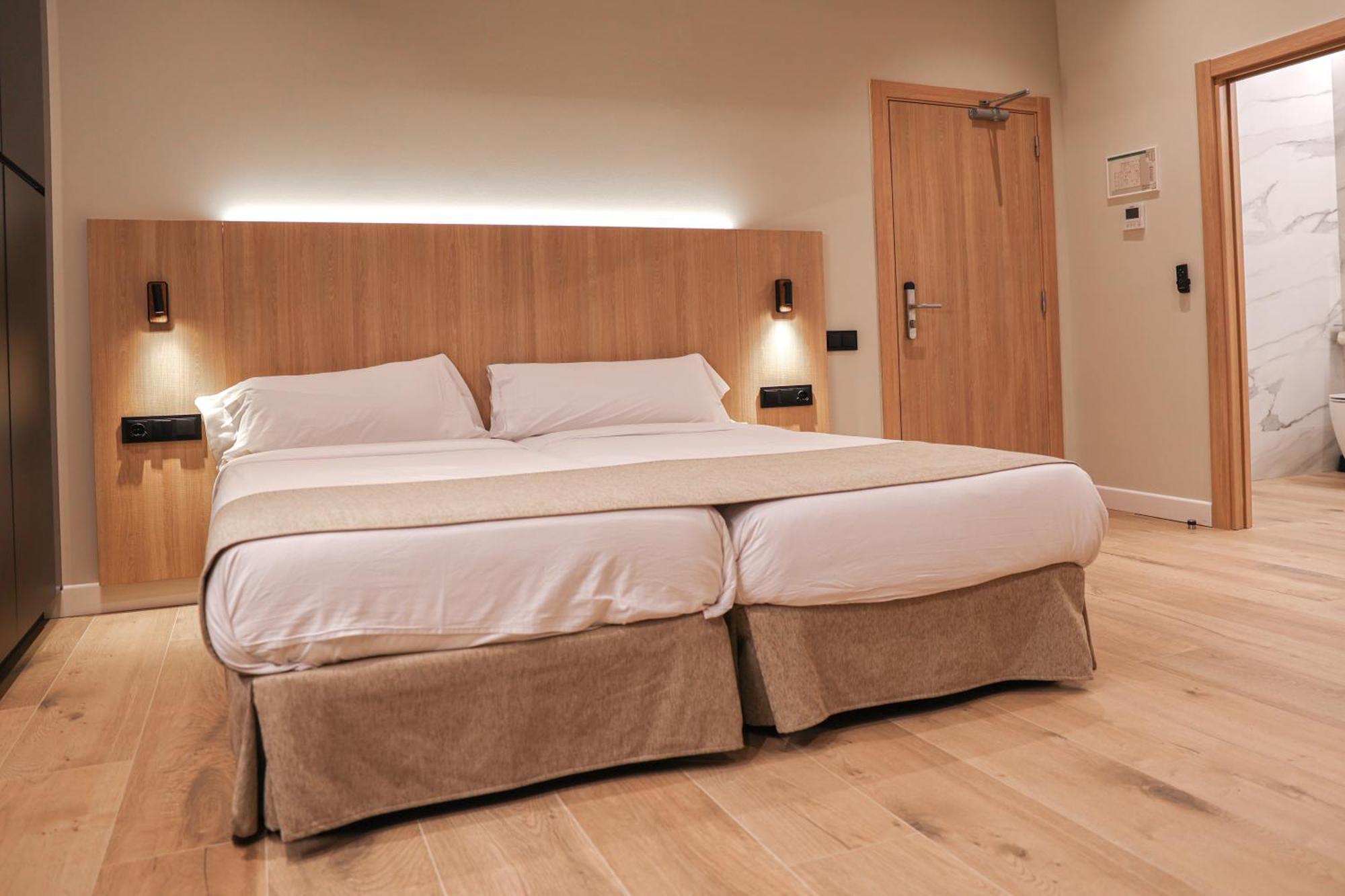Aerohotel Barcelona Airport 24H Эль-Прат-де-Льобрегат Экстерьер фото